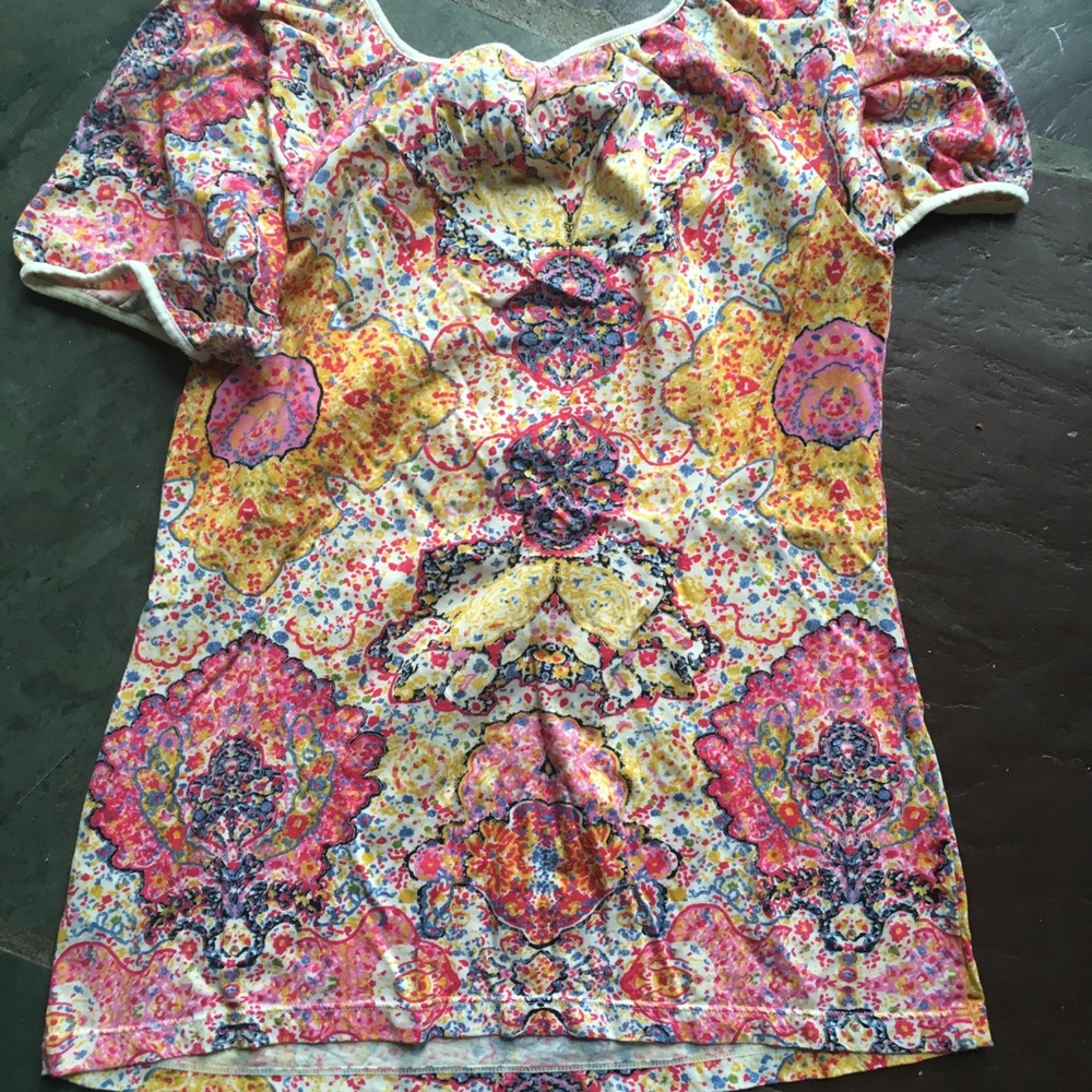 Patterned Anthro tee - Picture 3 of 3